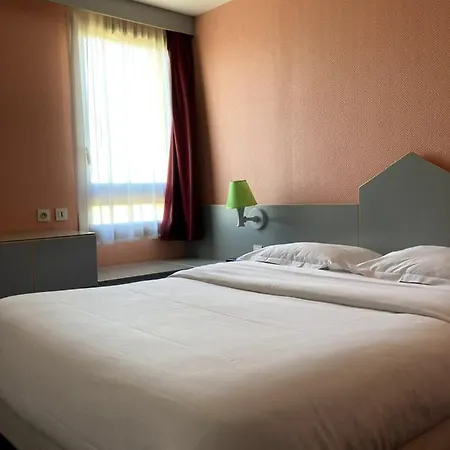 Brit Essentiel Moulins 2*