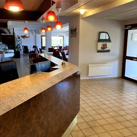 Brit Essentiel Moulins Otel Avermes