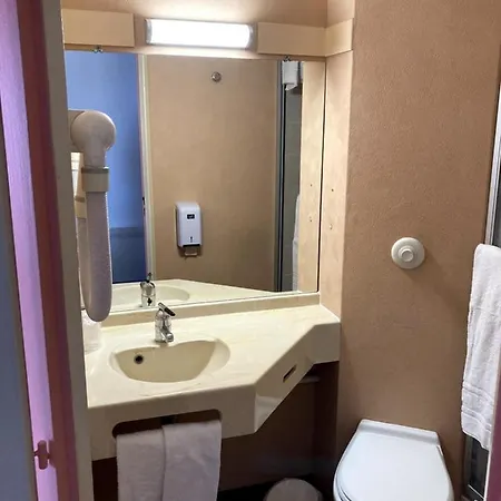 Brit Essentiel Moulins 2*